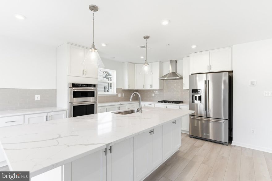 *OFFERING UP TO $10K IN CLOSING COST ASSISTANCE FOR PRIMARY RESIDENCE WITH USE OF APPROVED LENDER AND TITLE.*
Are you ready to right-size you life? Look no further than Rosehill Manor!
Welcome to the Crimson offering one level living with luxury vinyl plank flooring for all living areas and carpeted bedrooms. The kitchen features luxury finishes with upgraded stainless steel gourmet appliances including a 30in combination microwave wall oven, gas cooktop, French door fridge, and large stainless steel dishwasher. The kitchen features white 42 in. cabinets with soft close doors, drawers and pull-out trays with cabinet pulls included. You'll also find an oversized island with trash bin and double sided cabinets for additional storage with quartz countertops. The backsplash adds an extra touch to really set this kitchen apart! The laundry room includes top load washer and dryer in Chrome Shadow. The primary suite is sized for a king size bed and furniture and offers a generous walk in closet. The primary bath offers a step in 6x6 white ceramic tile shower with champagne framed glass shower door, glass corner shelf and seat. This bathroom also features a linen closet and a dual sink vanity with quartz vanity top with matching champagne fixtures. Family room opens to kitchen adding lots of natural light. This home is equipped with extra lighting and ceiling fan prewires, and Wi-Fi enabled garage door opener. The yard is fully sodded with a rear retaining wall for extra privacy. The community is minutes from downtown for all your shopping needs. Whether you are looking for morning walks to evening wine with friends, there’s always something going on in Rosehill Manor! Schedule your tour today!