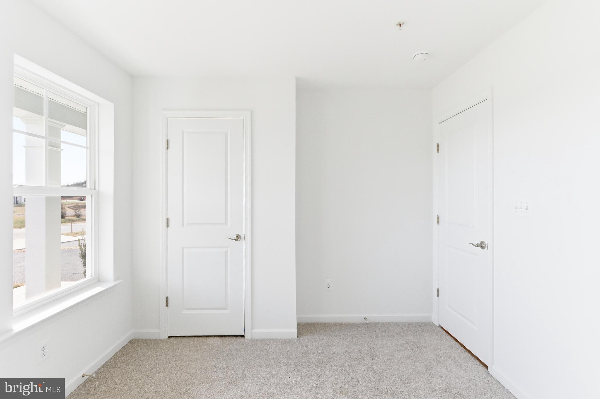 ROSEHILL MANOR - Residential