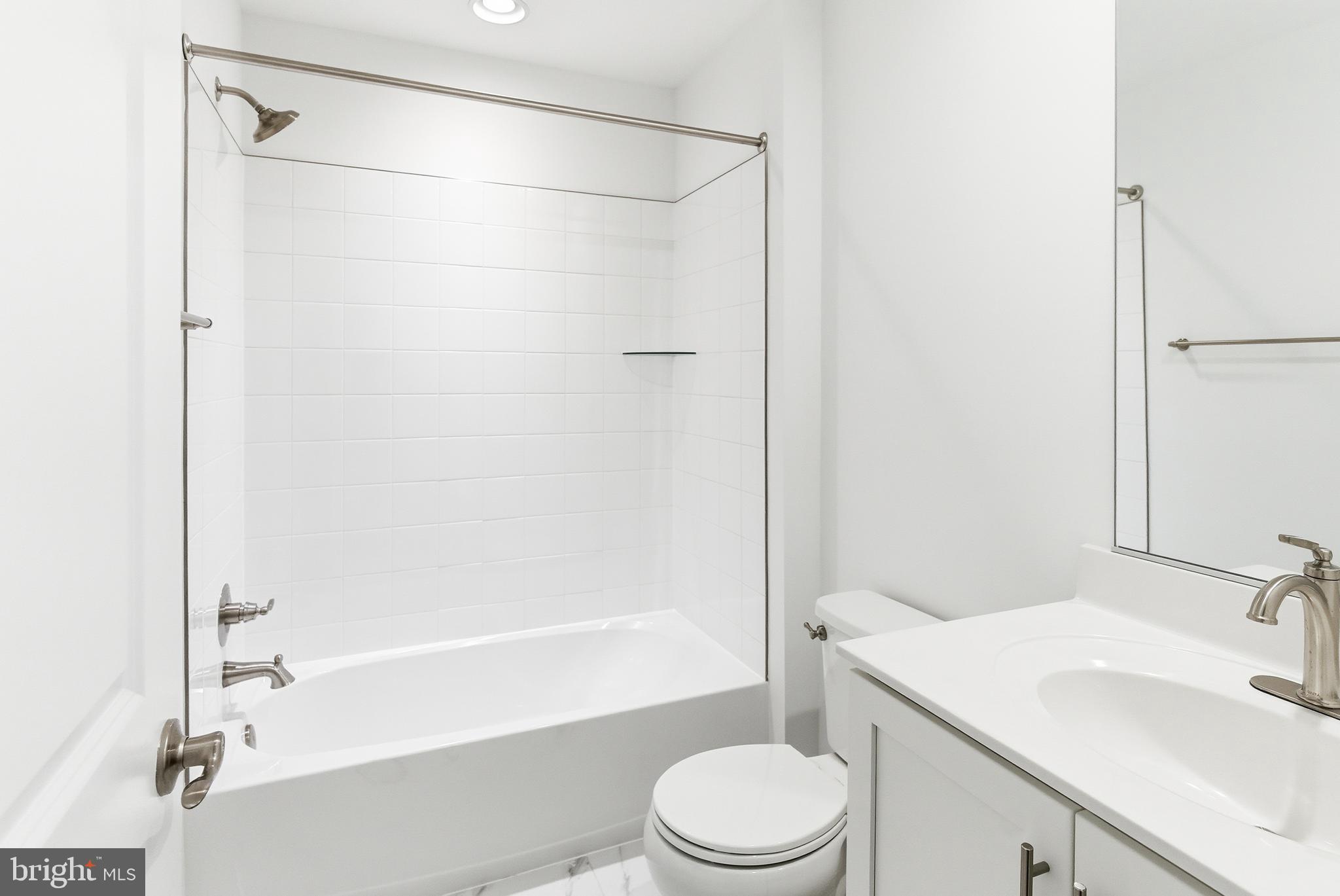 ROSEHILL MANOR - Residential