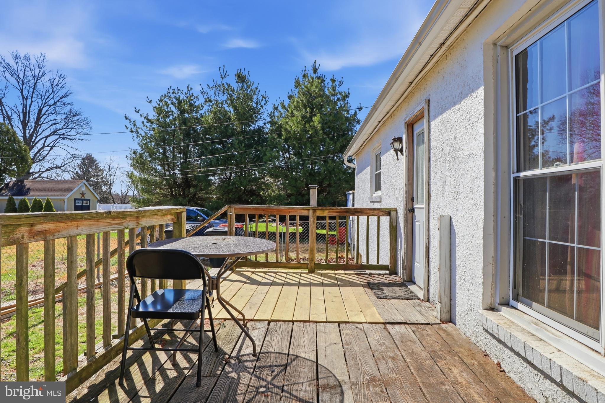 PERRYVILLE - Residential