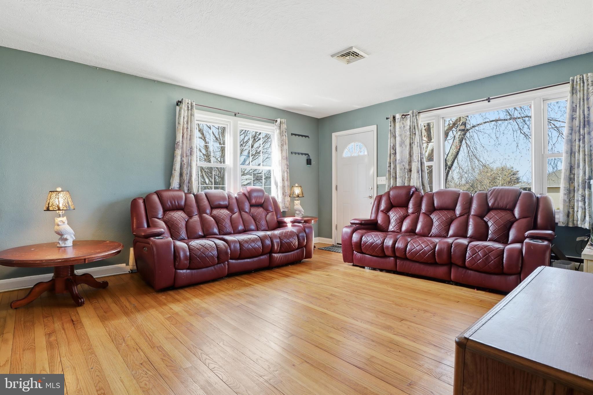 PERRYVILLE - Residential