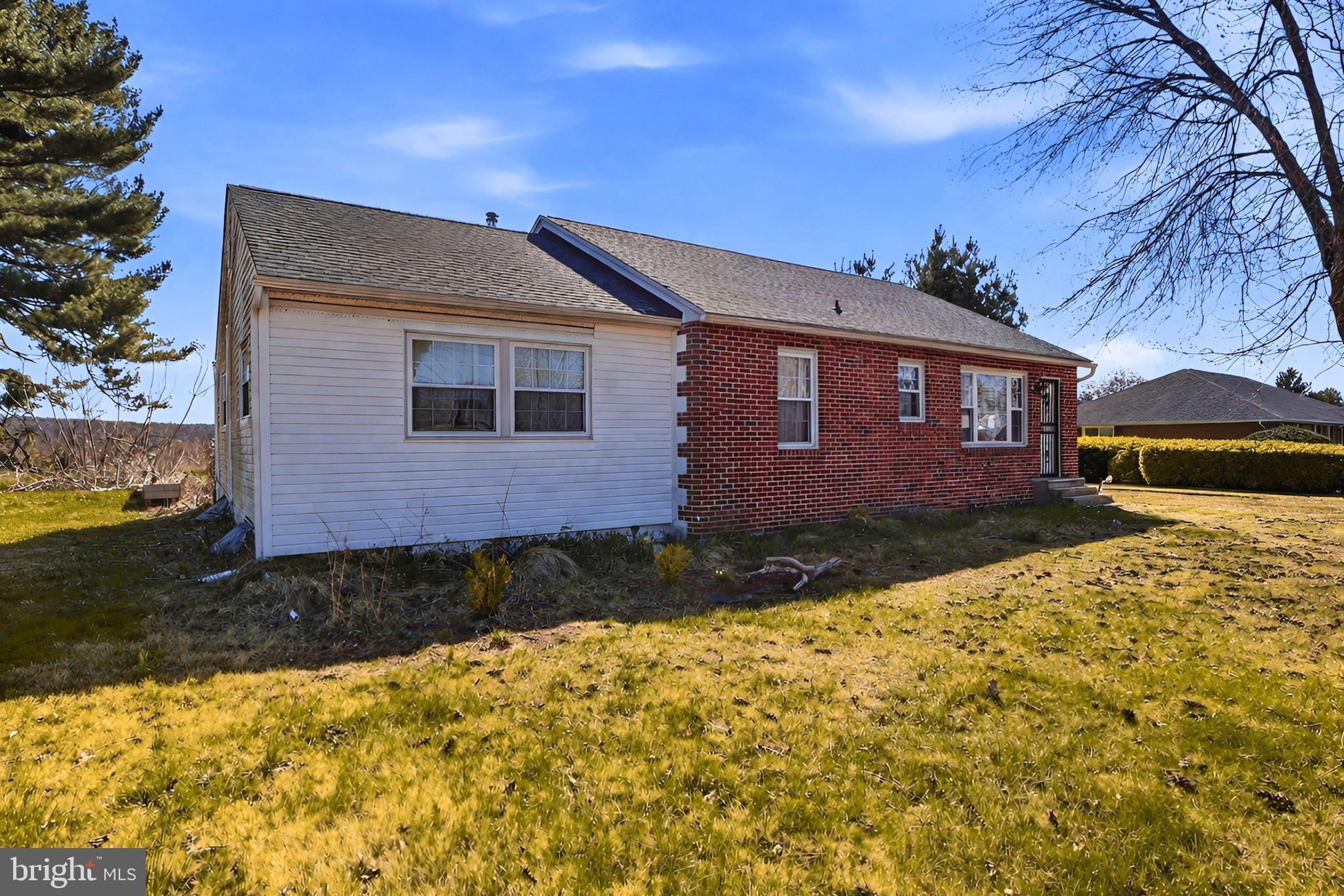 PERRYVILLE - Residential