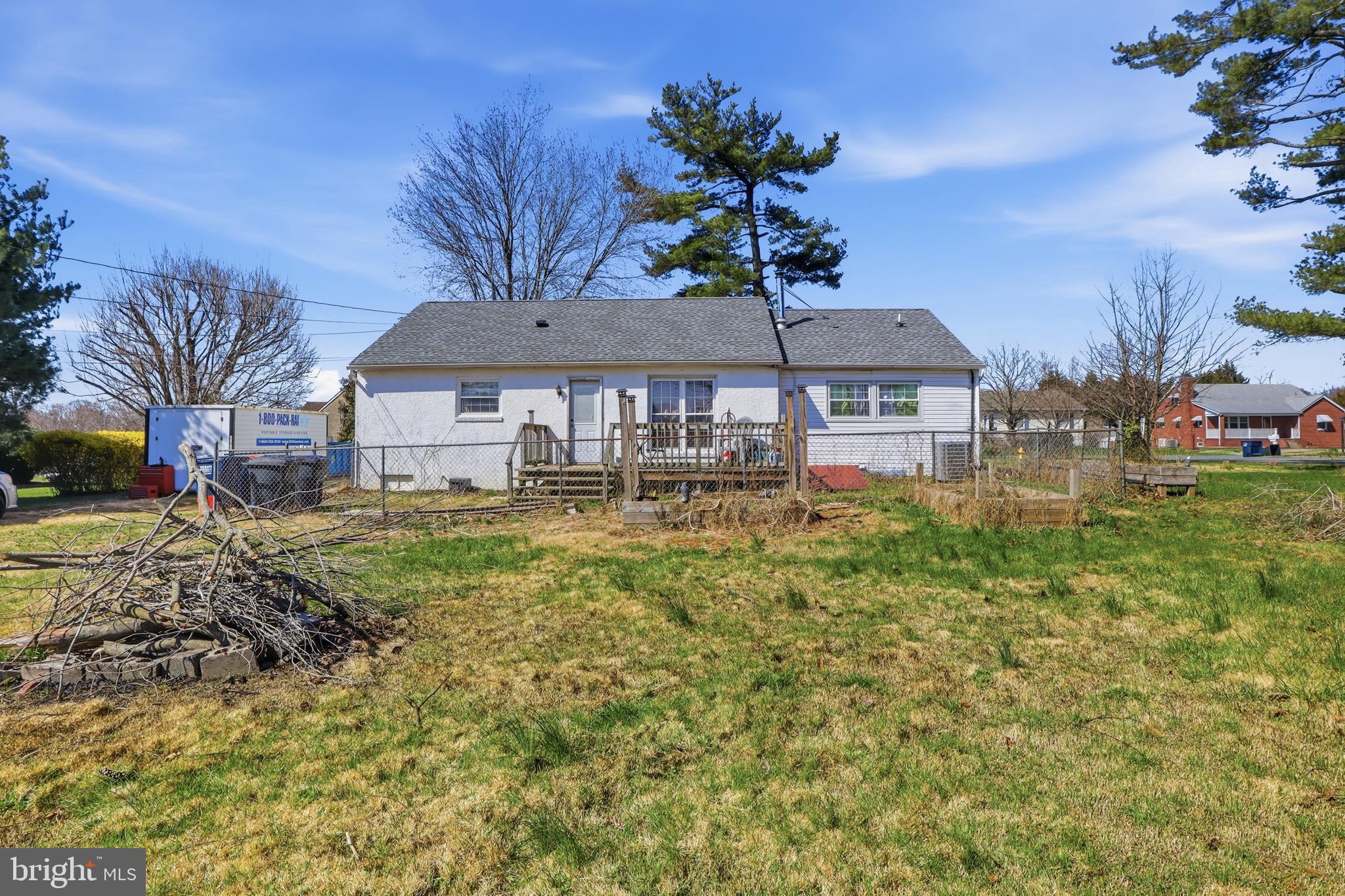 PERRYVILLE - Residential