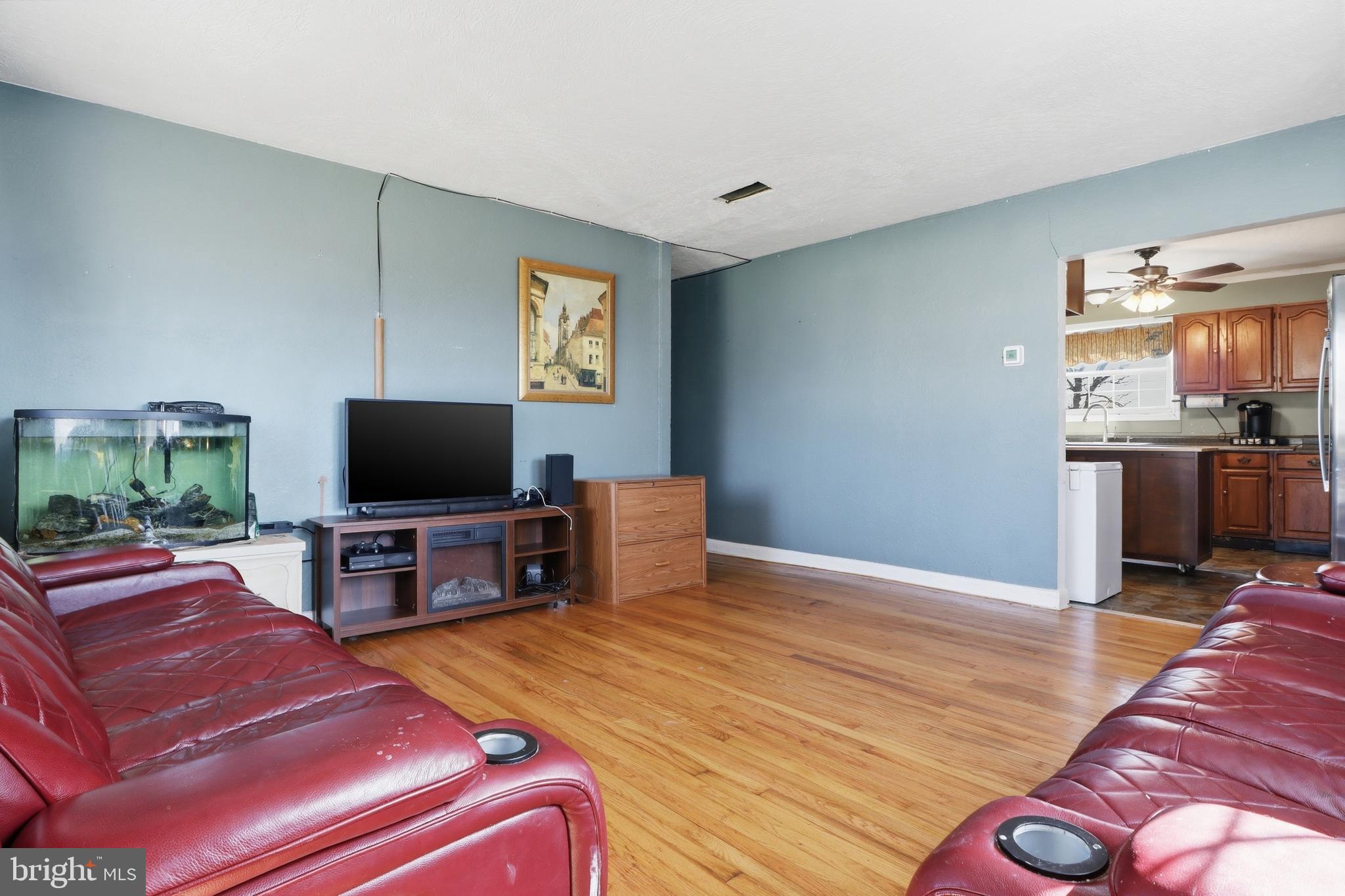 PERRYVILLE - Residential