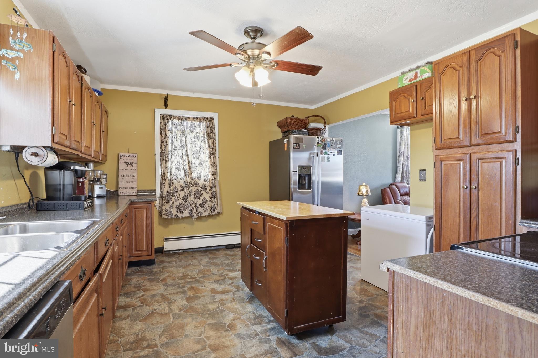 PERRYVILLE - Residential