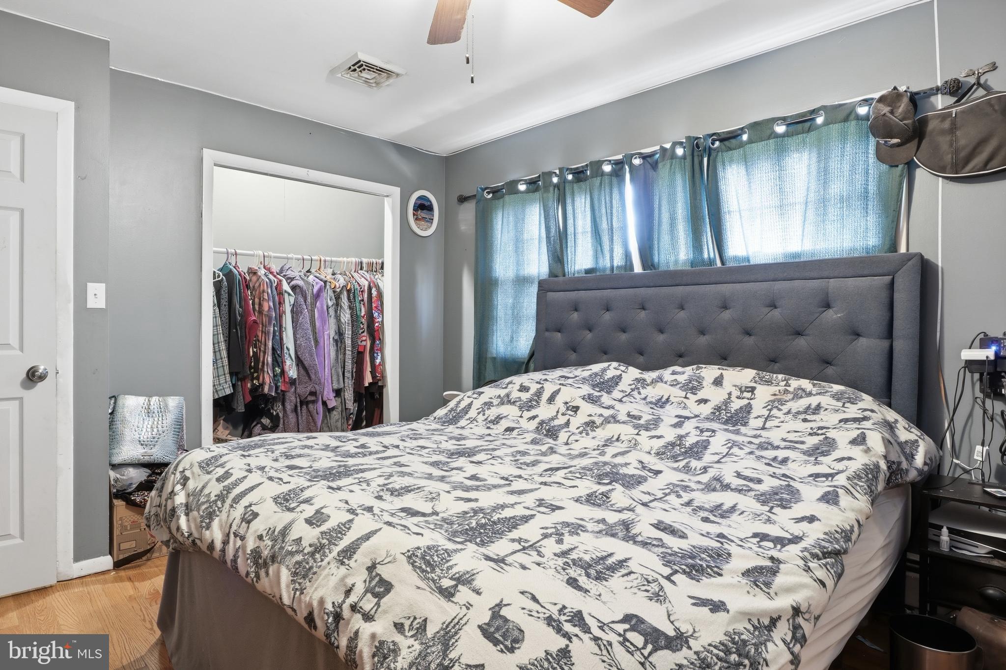 PERRYVILLE - Residential