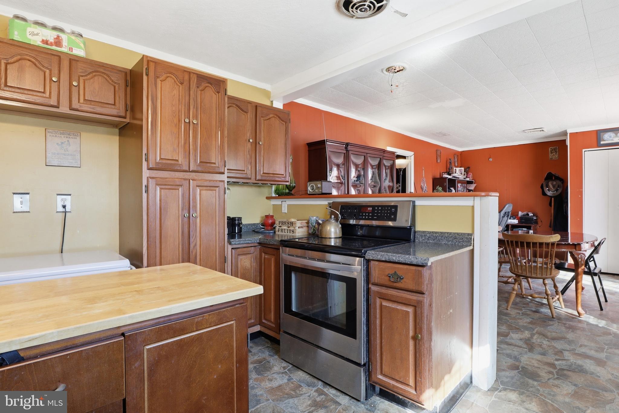 PERRYVILLE - Residential