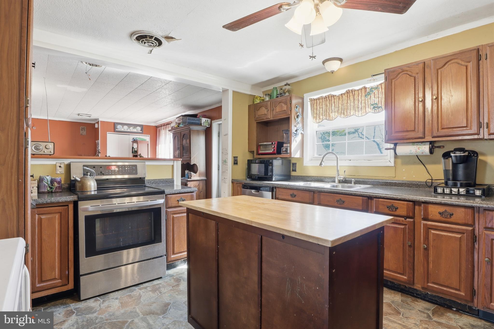 PERRYVILLE - Residential