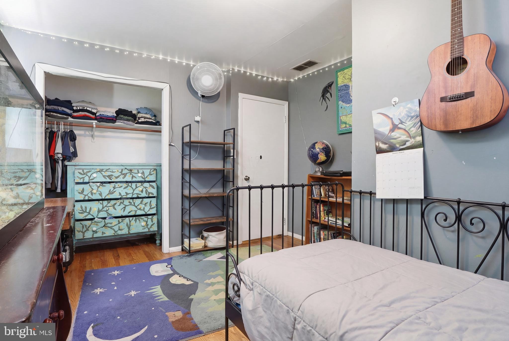 PERRYVILLE - Residential