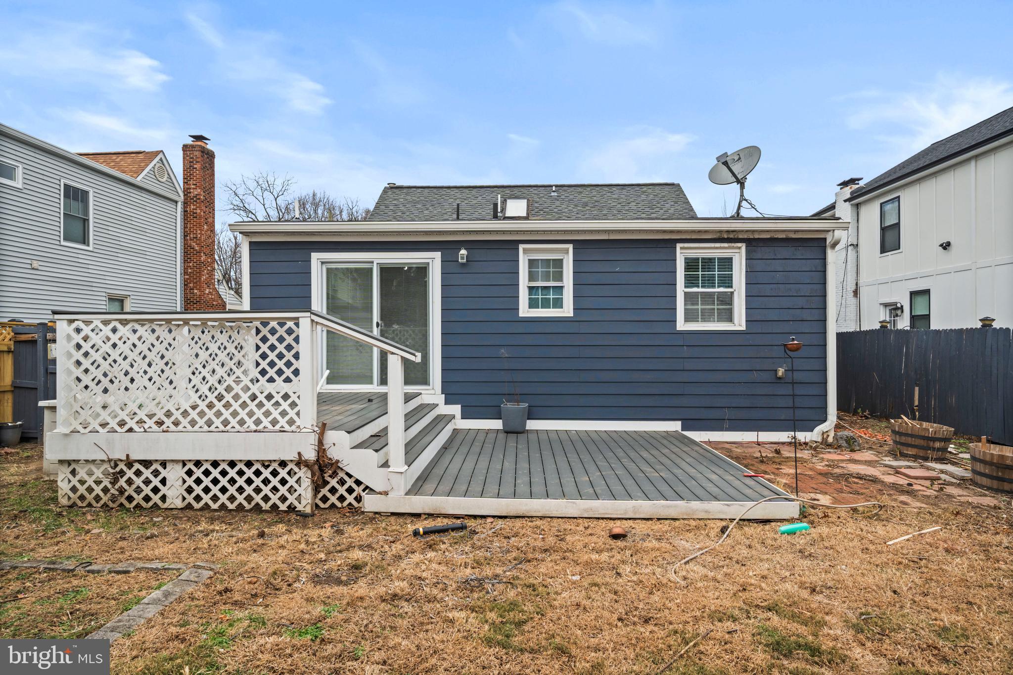 HOLMES - Residential