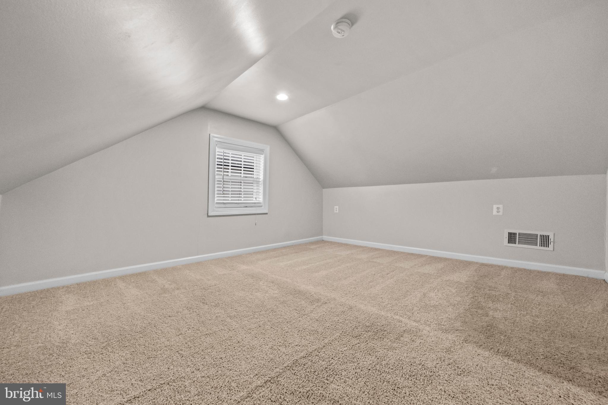 HOLMES - Residential