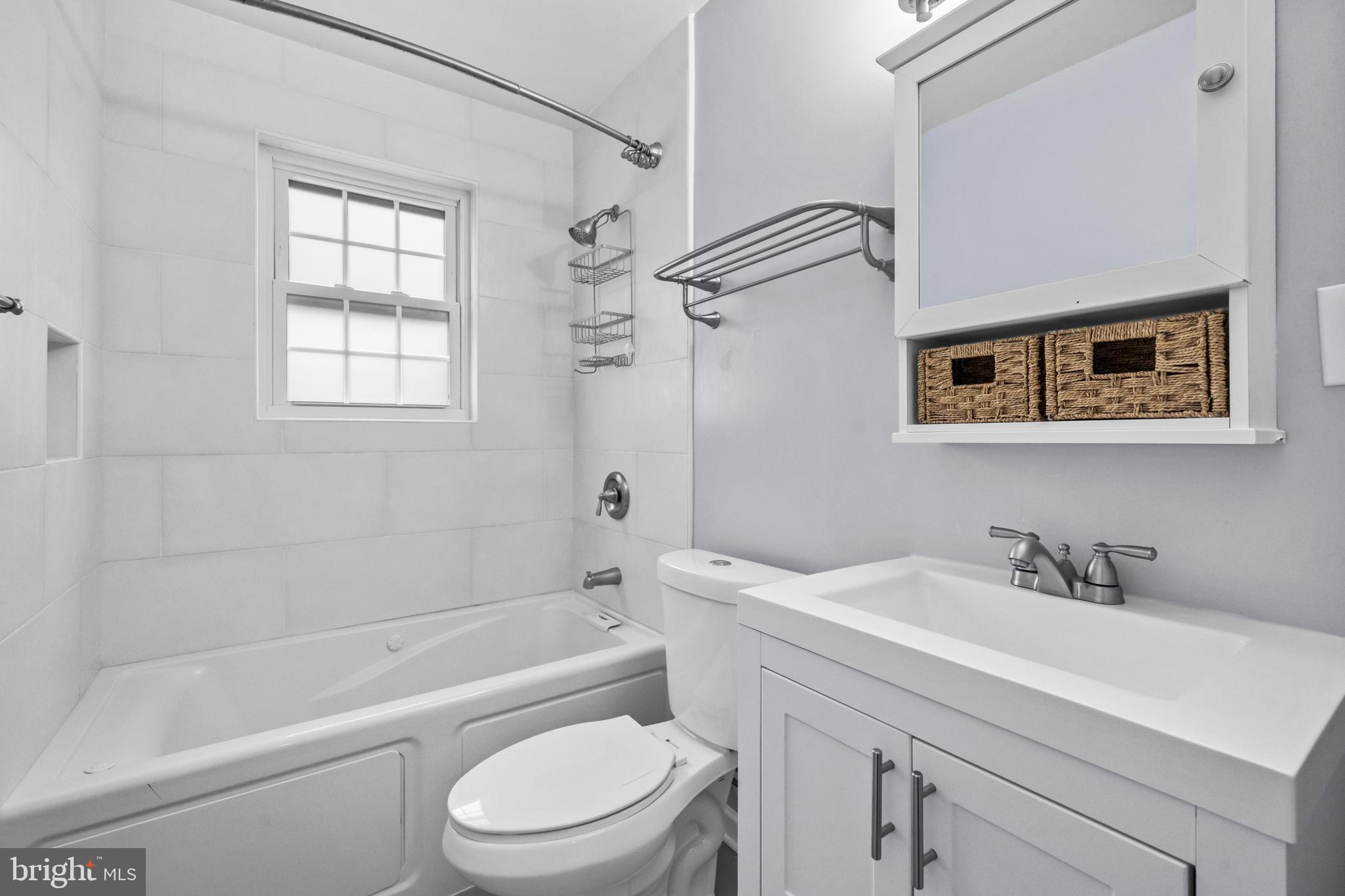 HOLMES - Residential