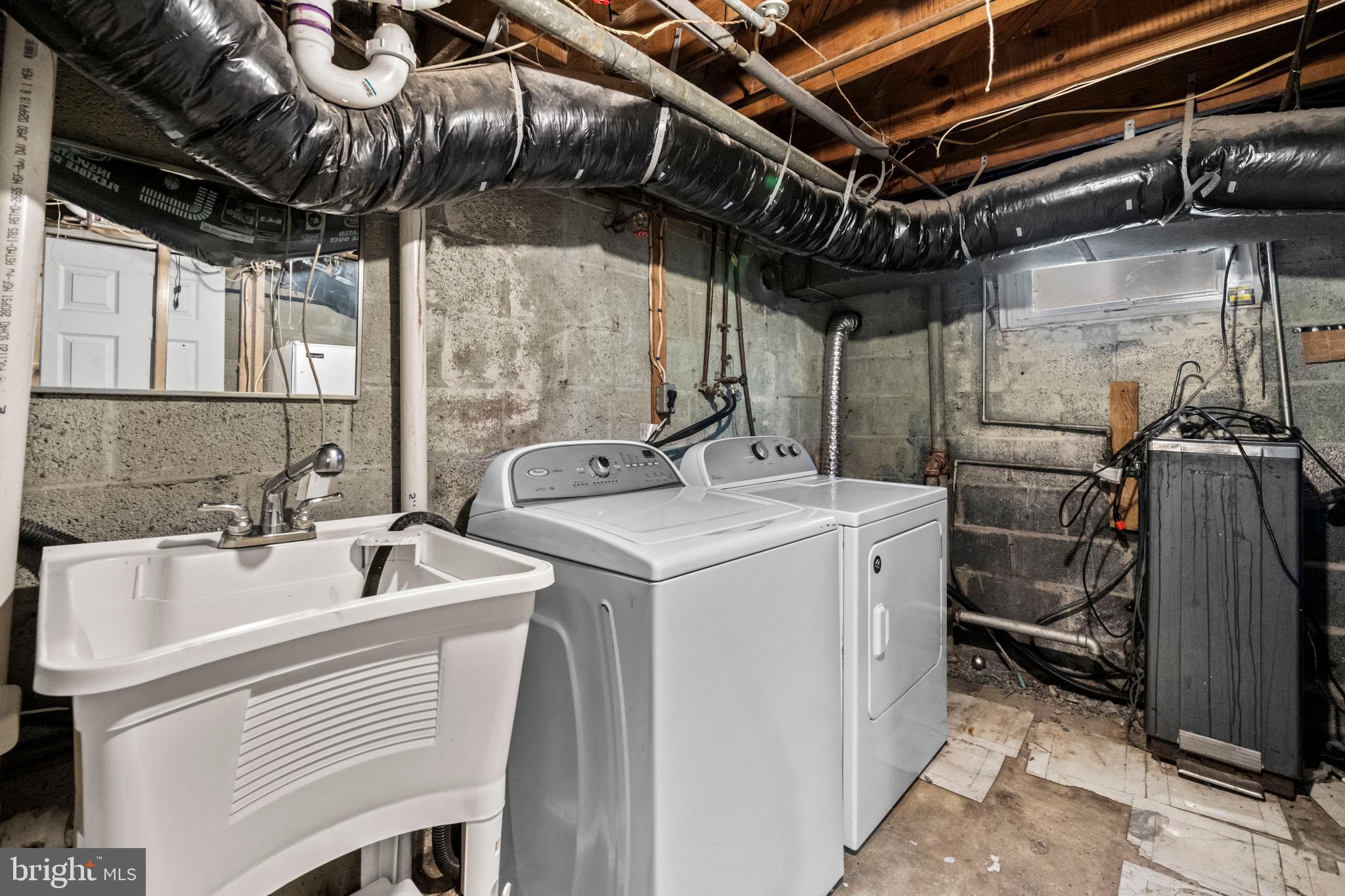 HOLMES - Residential