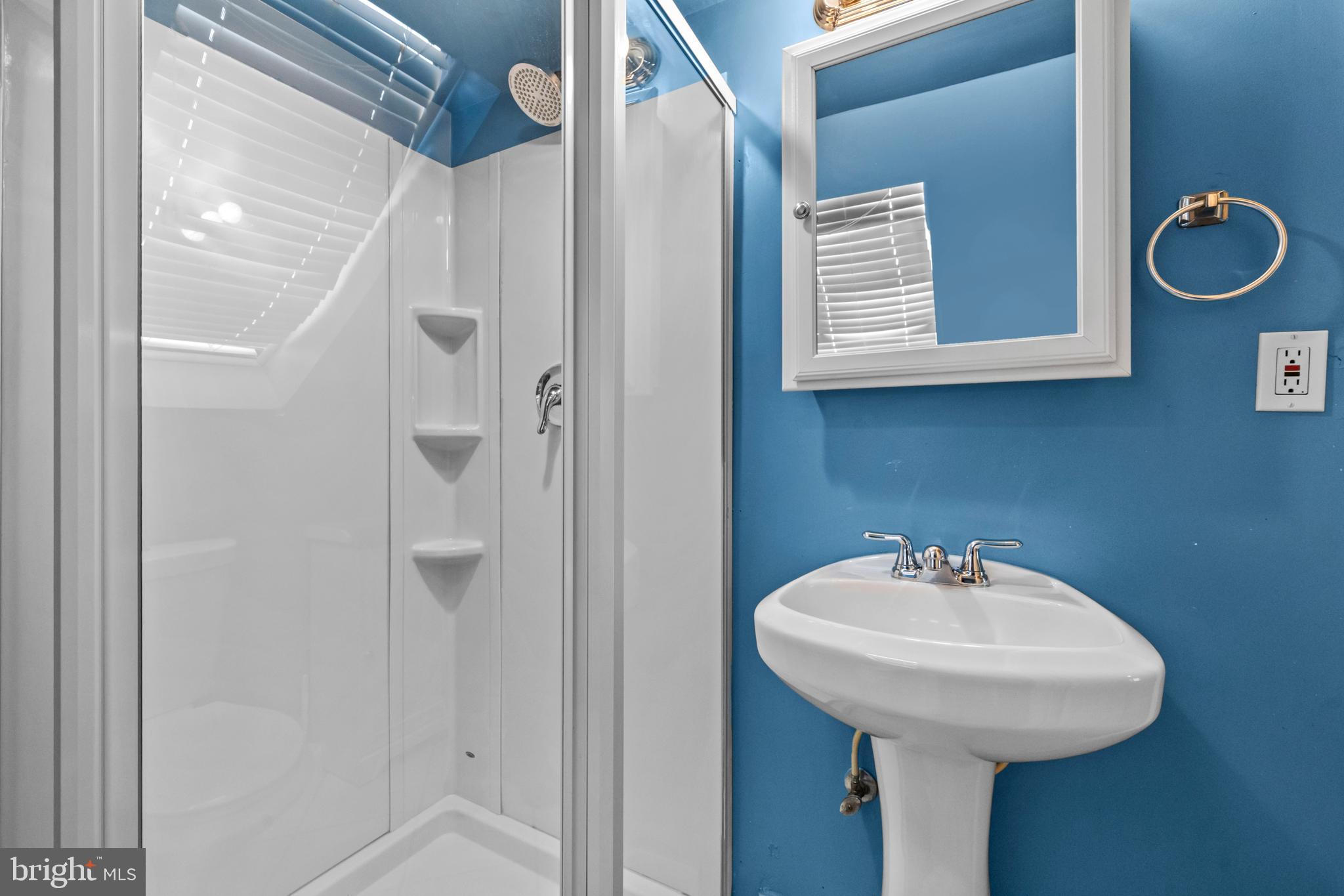 HOLMES - Residential