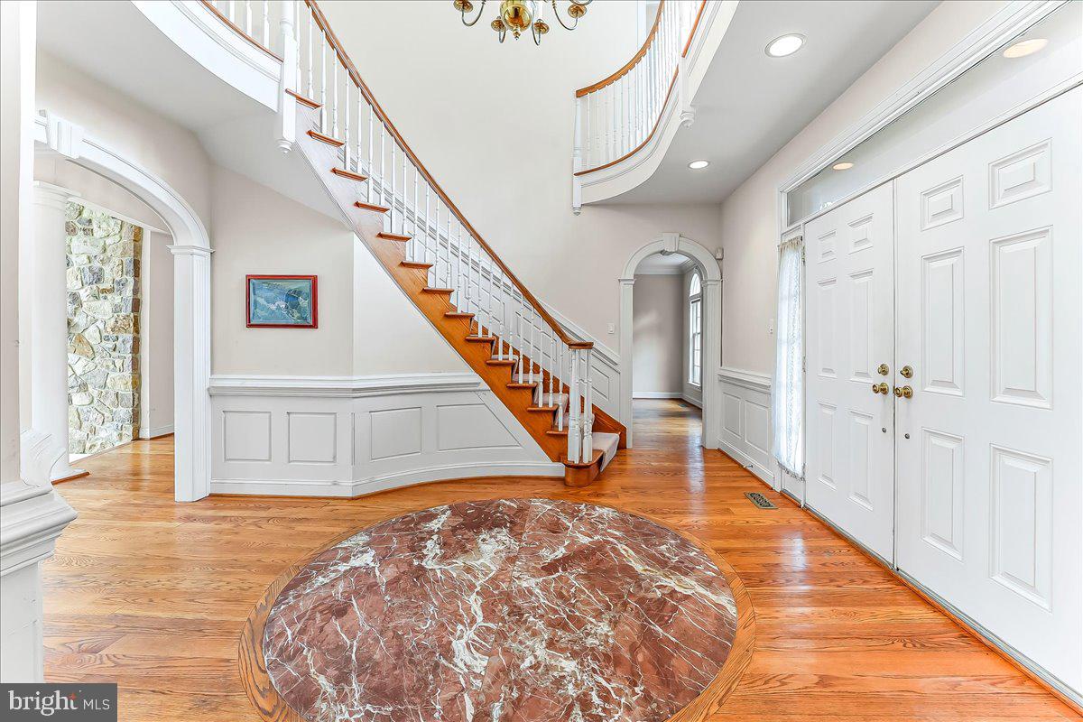1015 LAMBOURNE ROAD