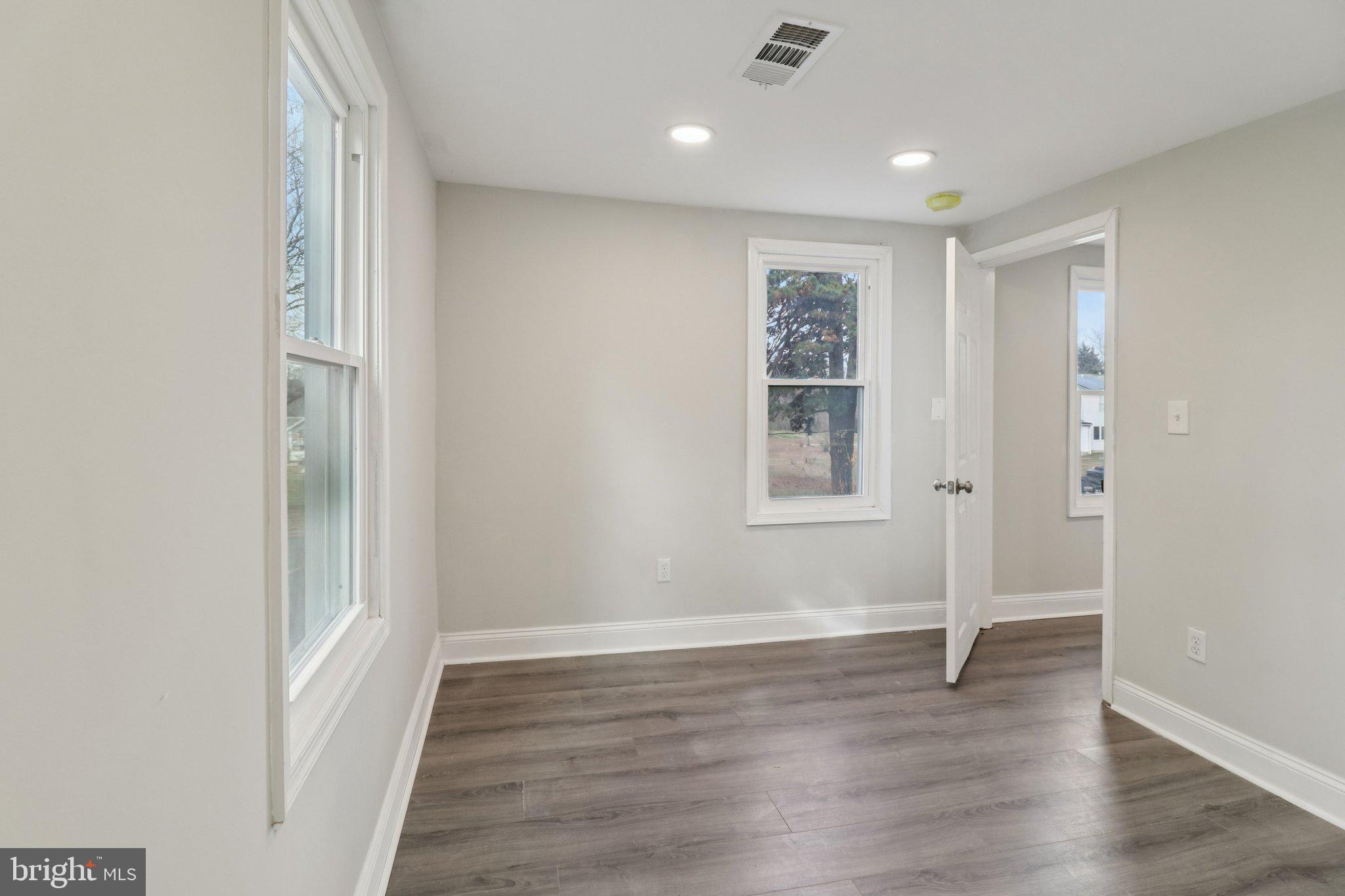 MARBURY - Residential