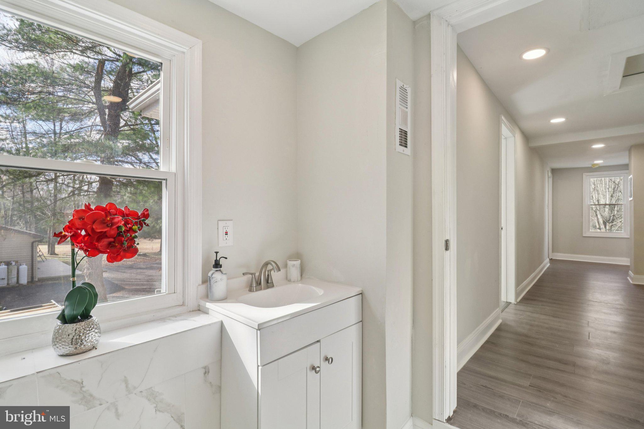 MARBURY - Residential