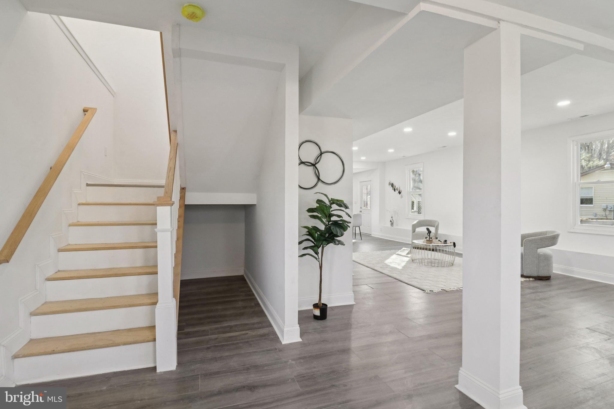 MARBURY - Residential