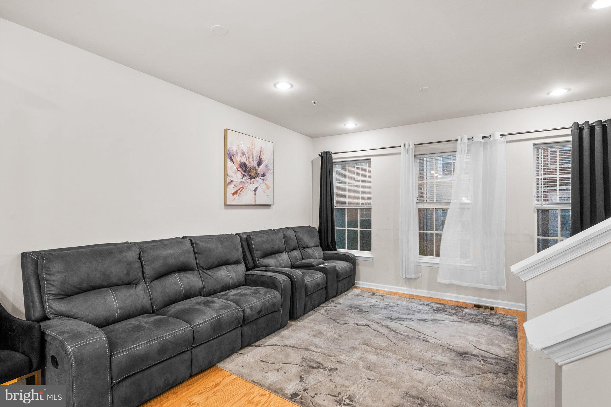 7106 MASONRY ALLEY