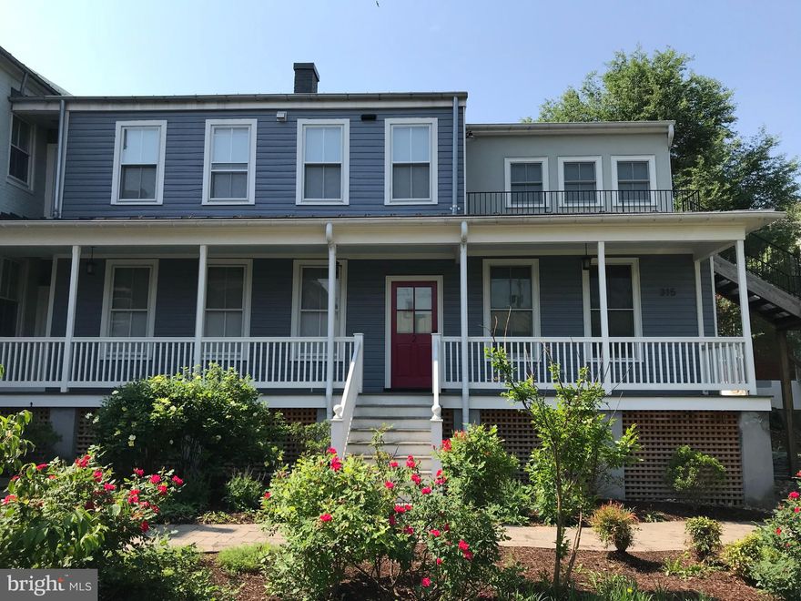 One bedroom and full bath with large eat in kitchen.   Laundry in unit.  Beautiful hardwood flooring .  Off street parking adjacent to unit in professionally managed facility with management offices adjacent.  Tenant pays for electrical service and pays metered share of City of Winchester utilities for water/sewer, trash, recycling and storm water.  Ideally located just south of the Old Town walking mall.