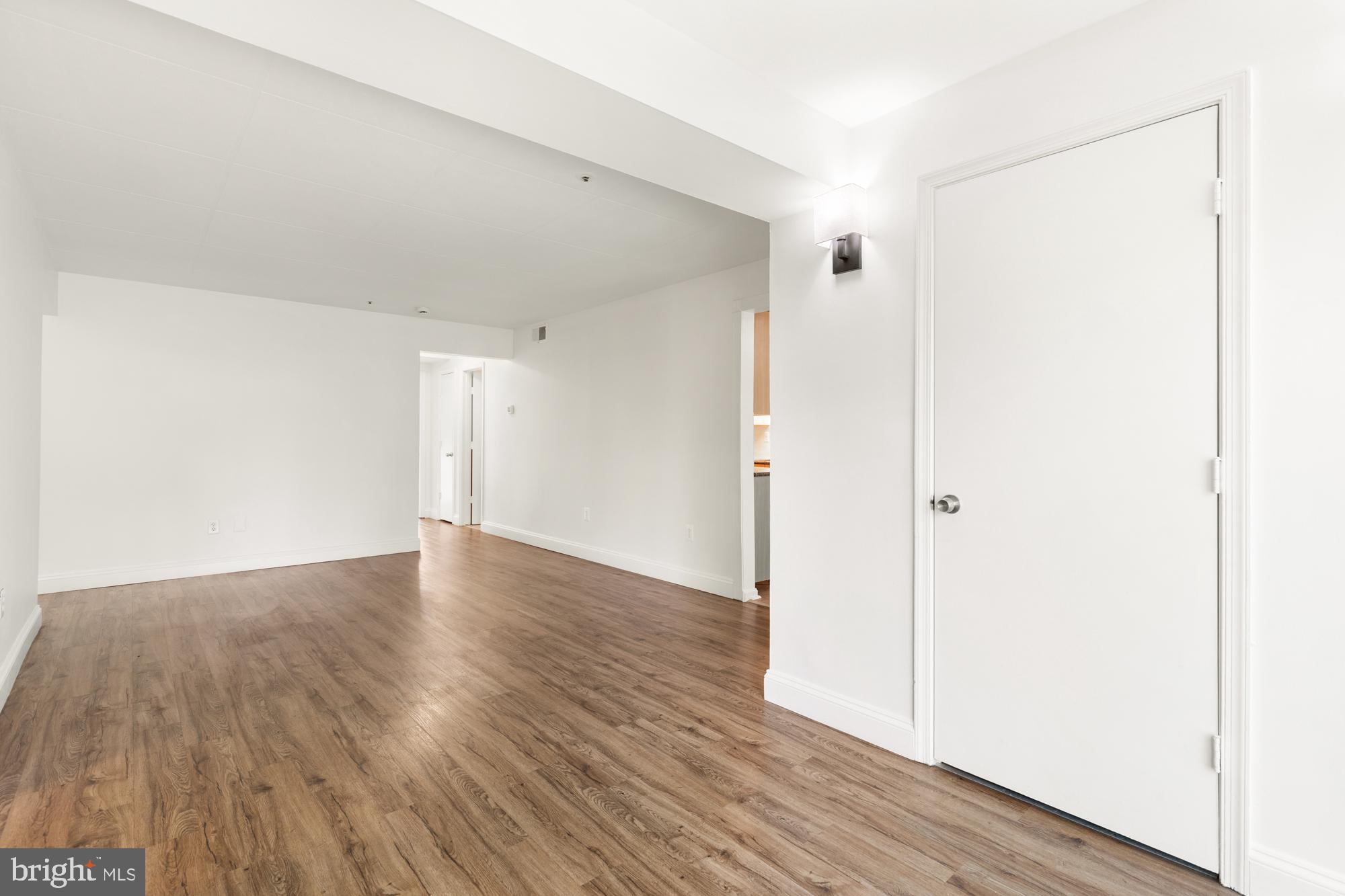 LONGMEAD CROSSING - Residential