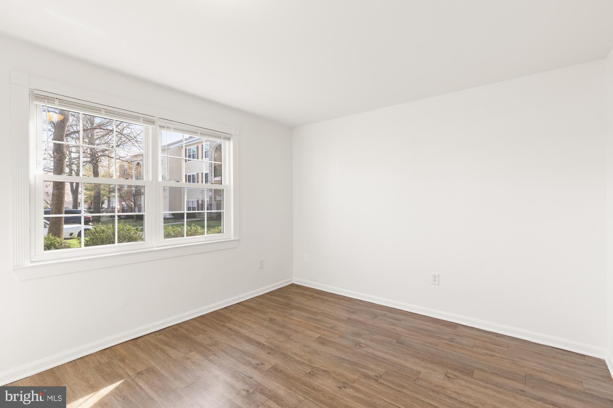 LONGMEAD CROSSING - Residential