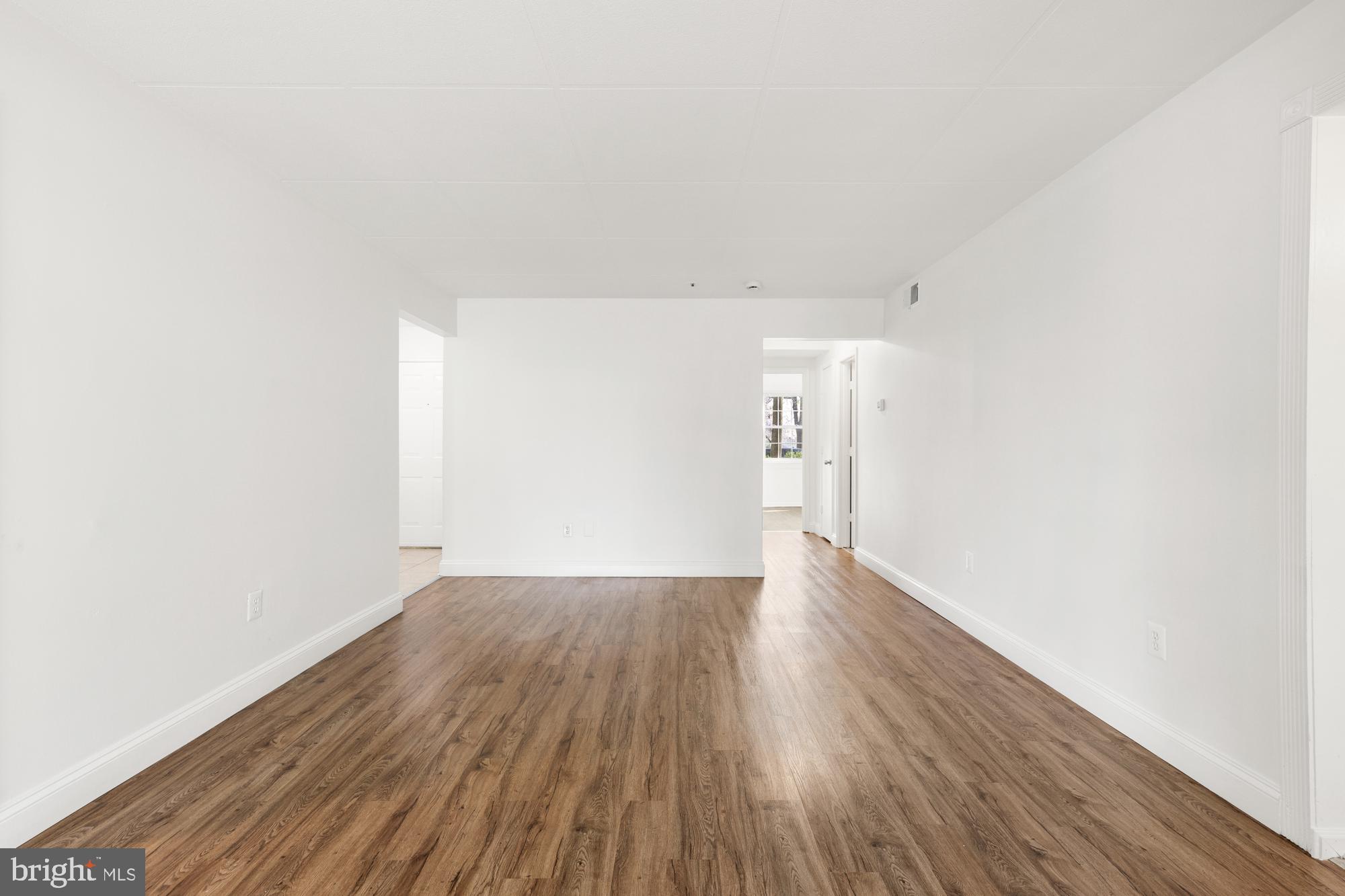 LONGMEAD CROSSING - Residential