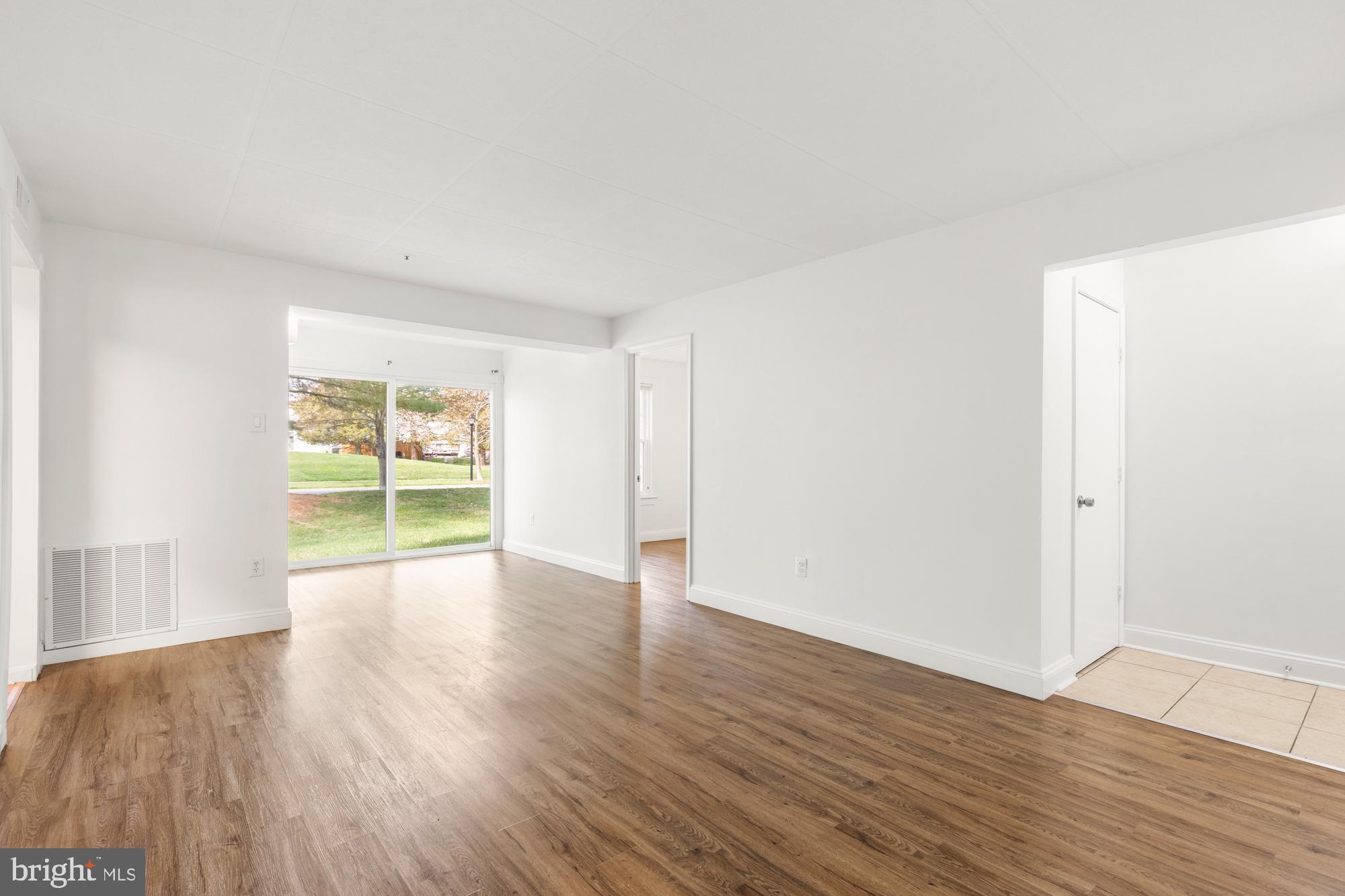 LONGMEAD CROSSING - Residential