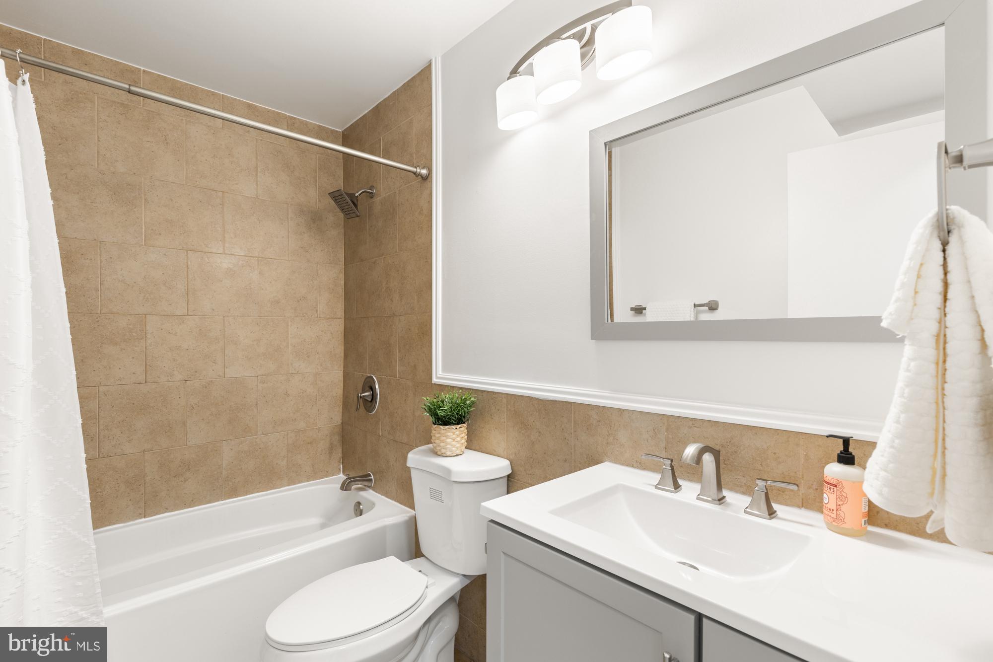 LONGMEAD CROSSING - Residential