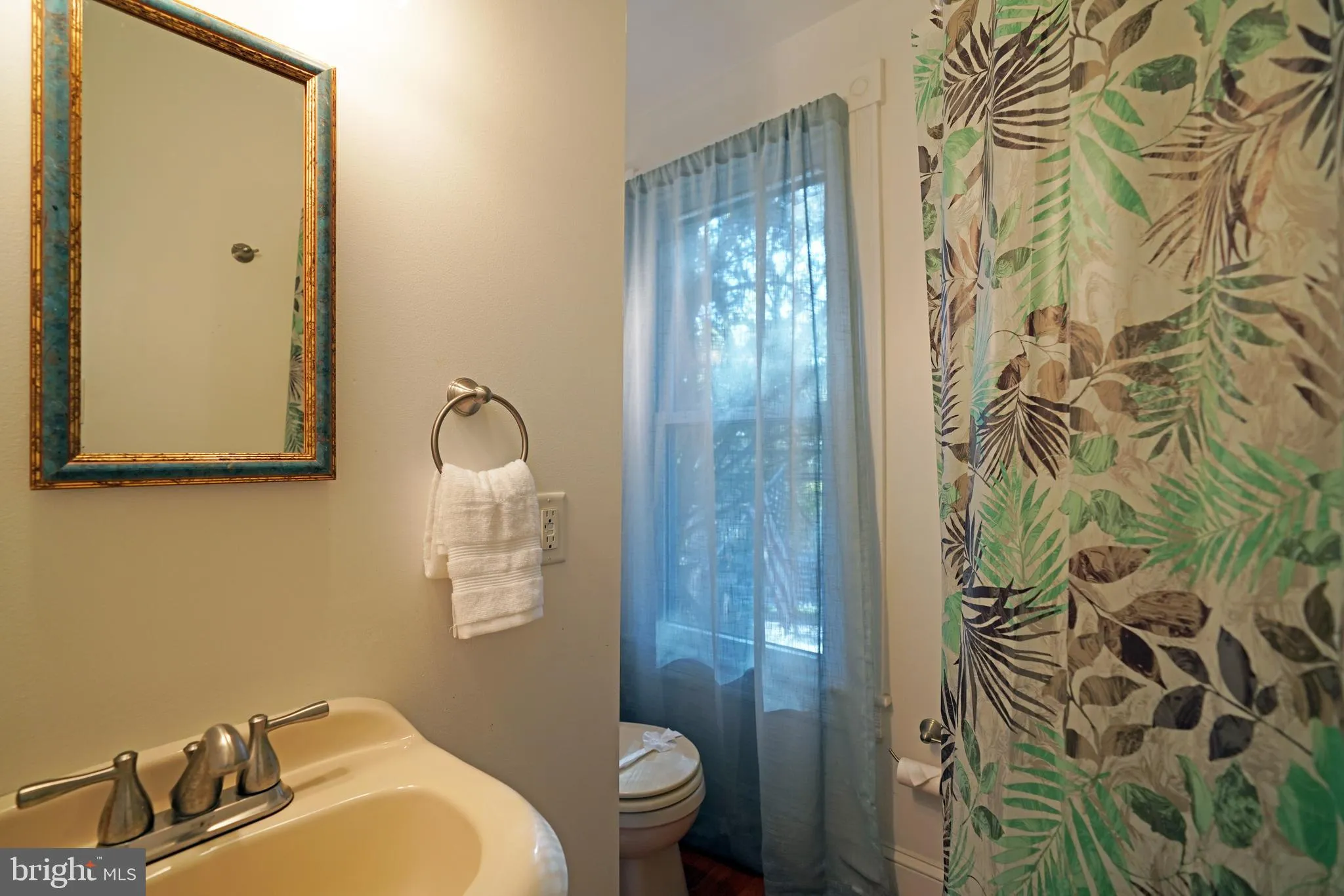 Lewes, Delaware 19958, United States, 5 Bedrooms Bedrooms, ,6 BathroomsBathrooms,Residential,Active,110184