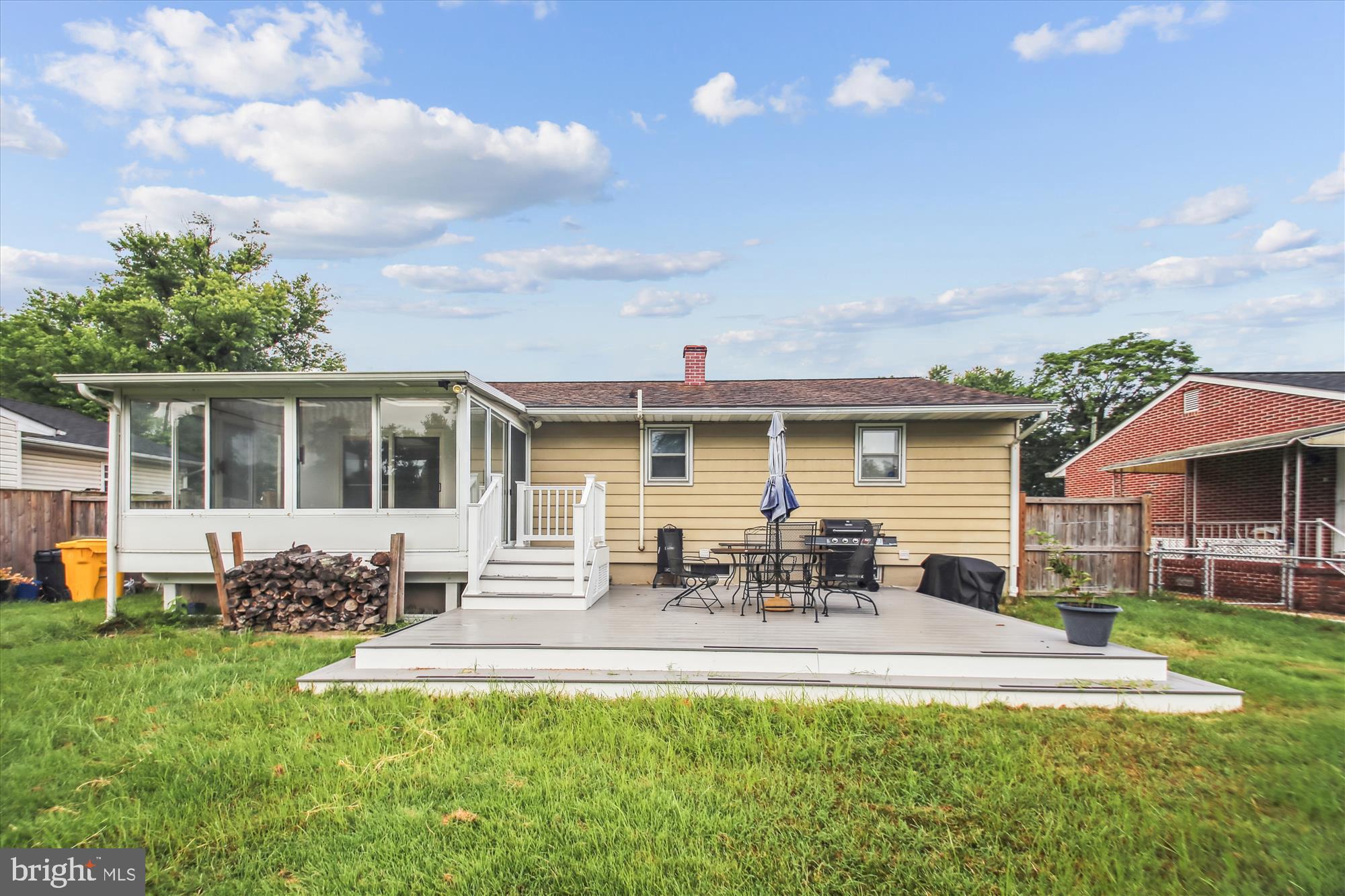 3 WOODS AVENUE