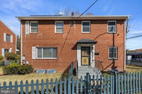 Photo of 4314 Wheeler Road SE, WASHINGTON, DC 20032 (MLS # DCDC2249932)