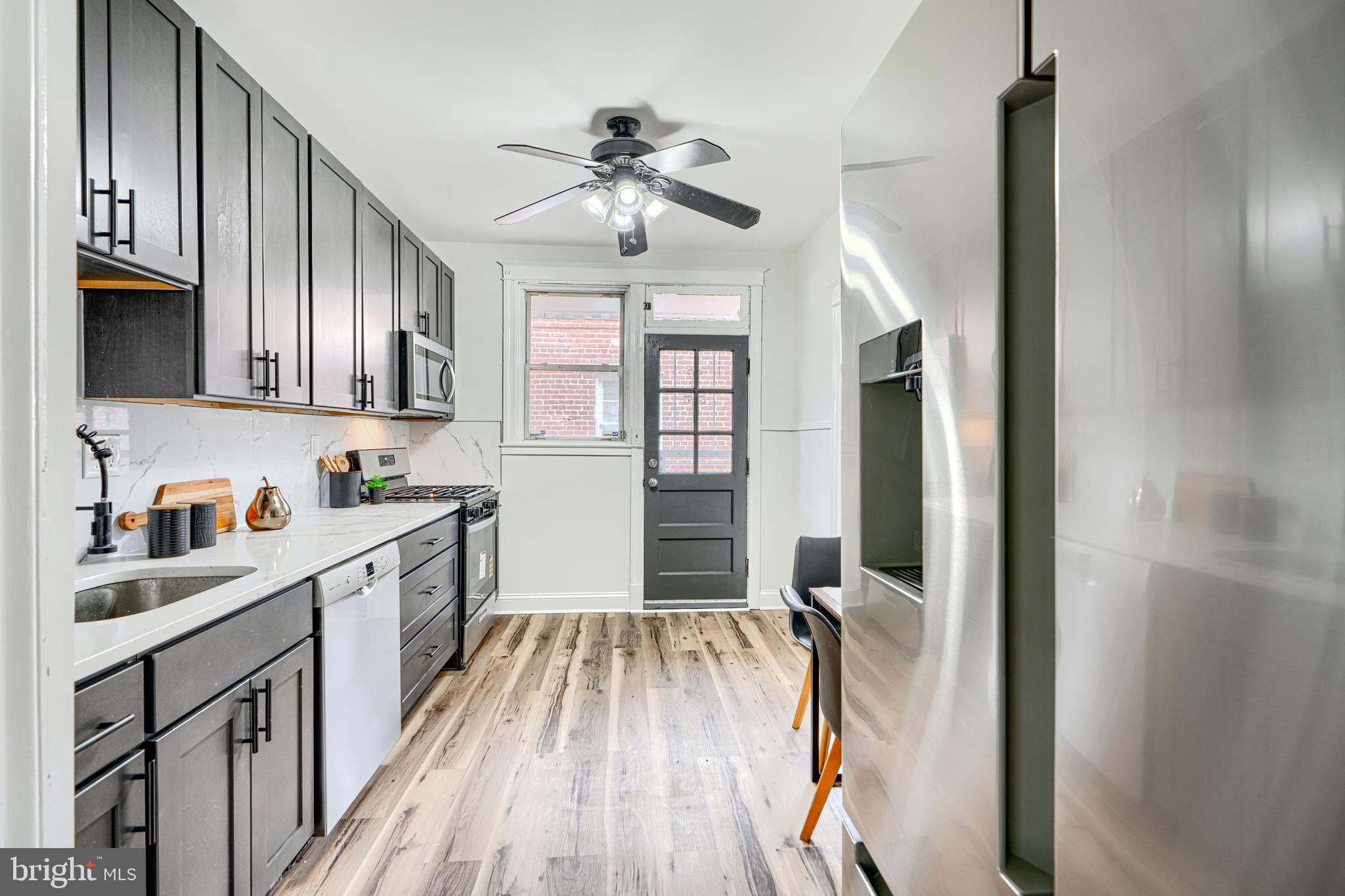 PARKSIDE - Residential