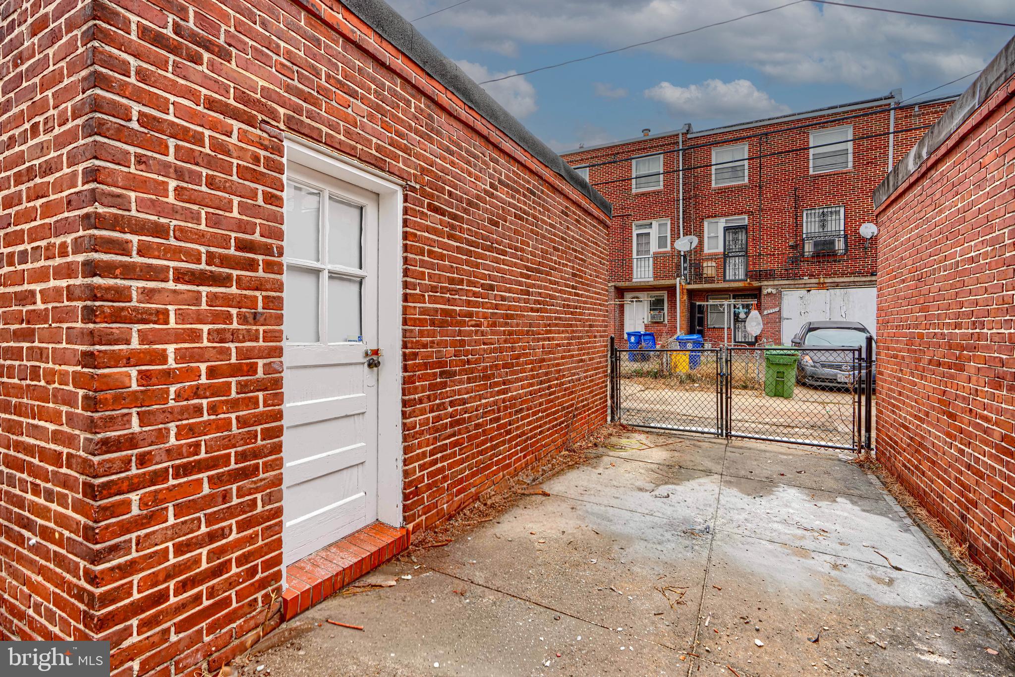 PARKSIDE - Residential