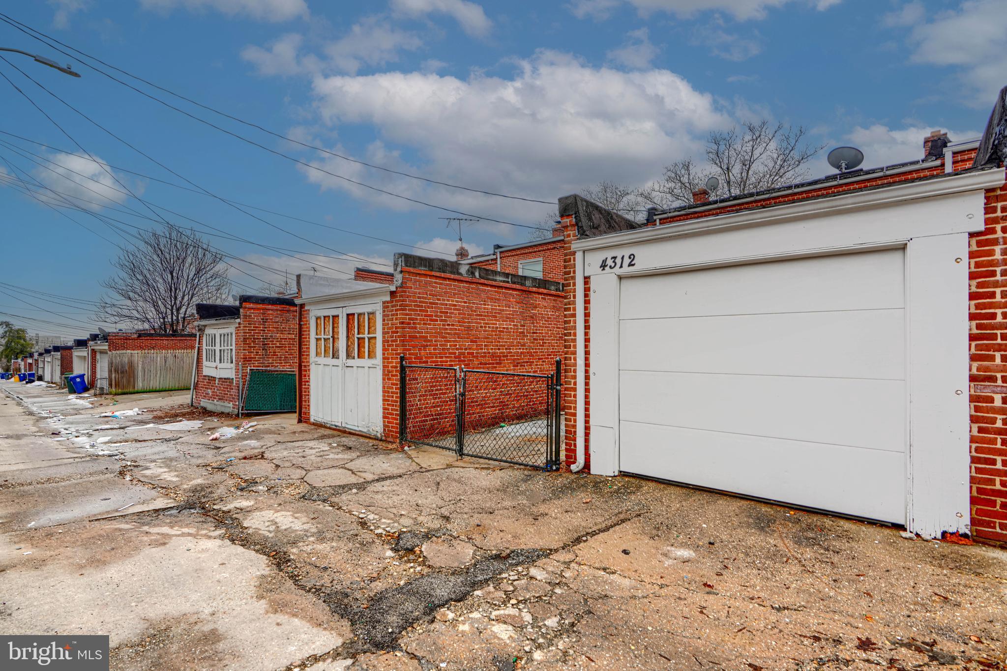 PARKSIDE - Residential