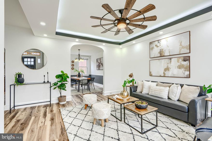 Welcome to 4312 Parkside, upon entry, you’ll be greeted by oak-tone luxury vinyl flooring. The home features elegant tray ceilings with accent lighting, complemented by recessed lighting throughout and a stylish ceiling fan. The gourmet kitchen boasts stainless steel appliances, solid built cabinetry  and quartz countertops. The upper level offers three bedrooms and a luxurious full bathroom.