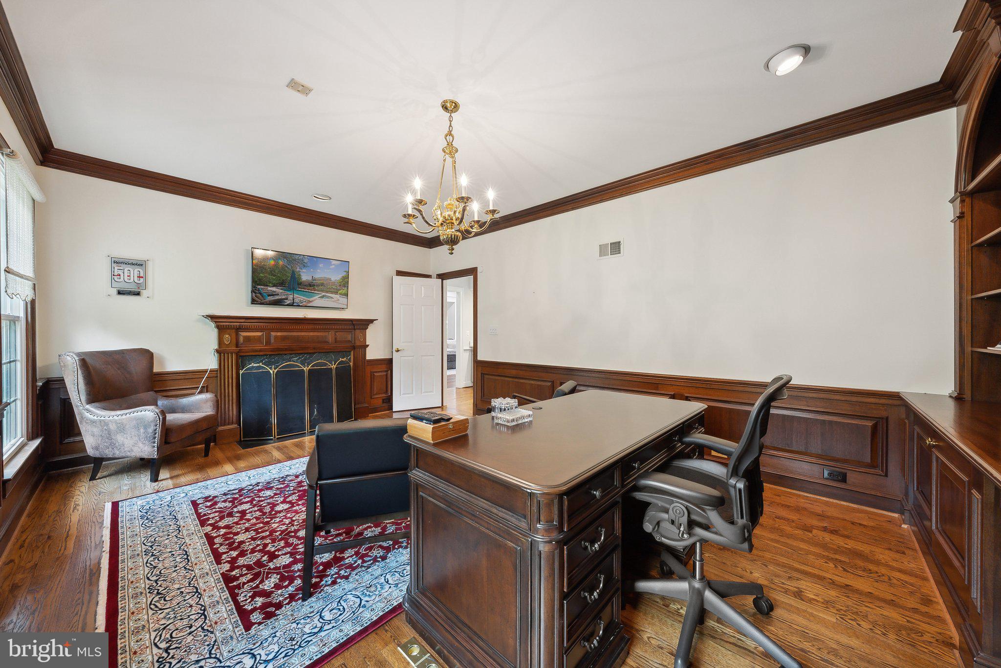 POTOMAC OUTSIDE - Residential