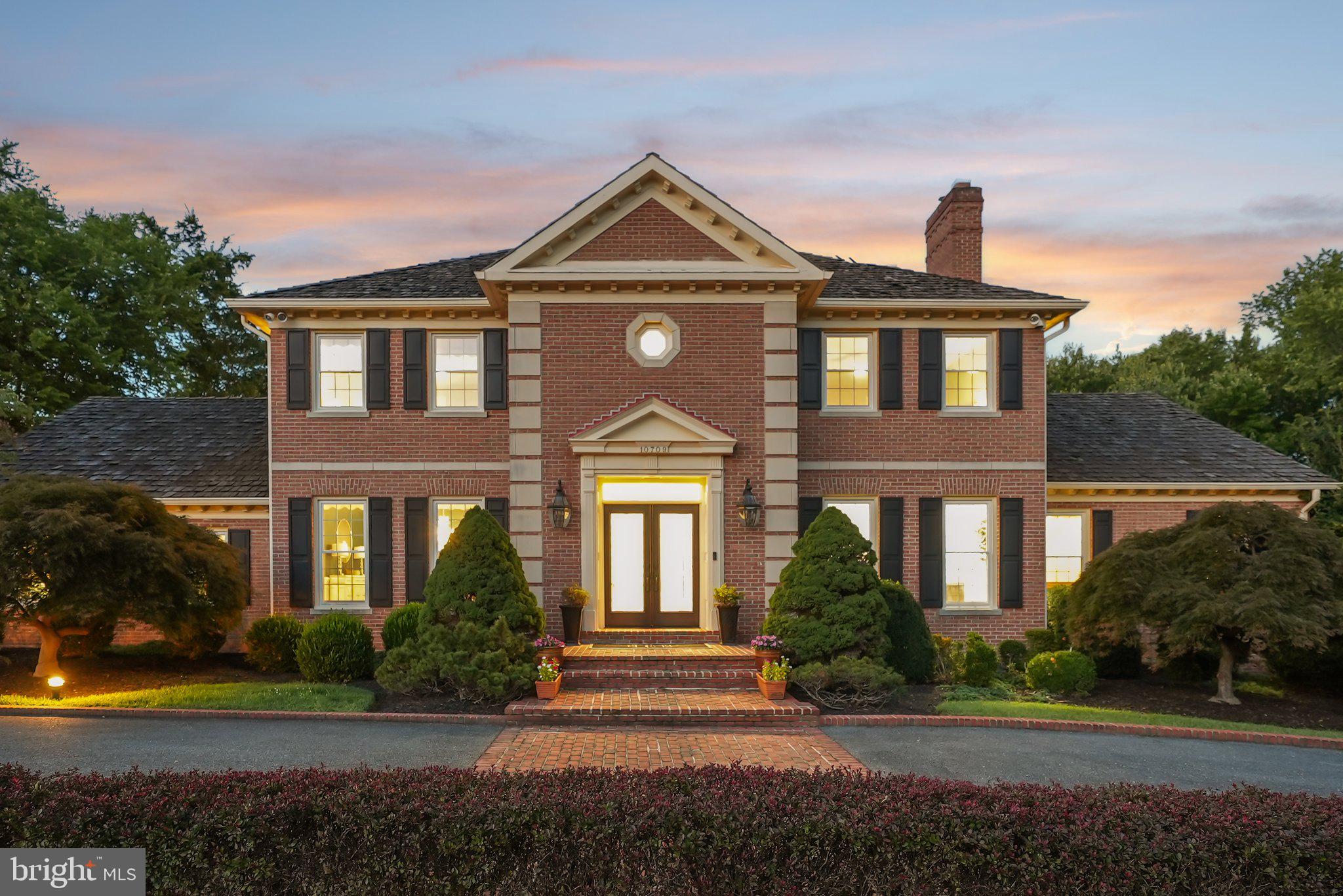 POTOMAC OUTSIDE - Residential