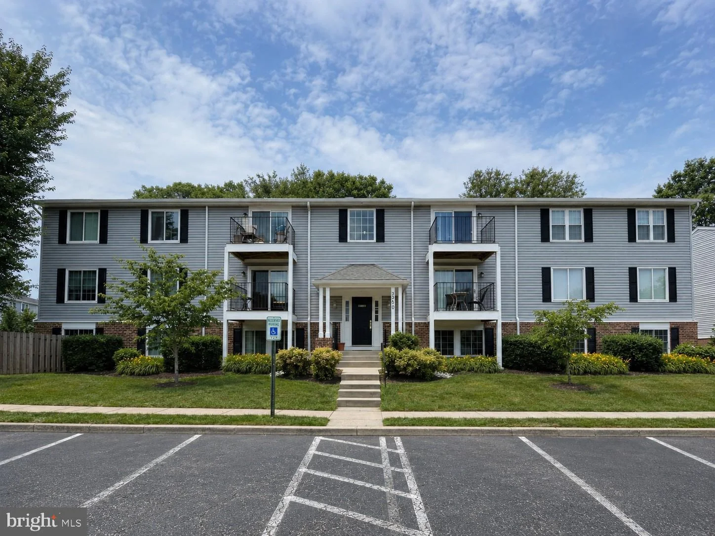 3500 Wedgewood Court Unit K