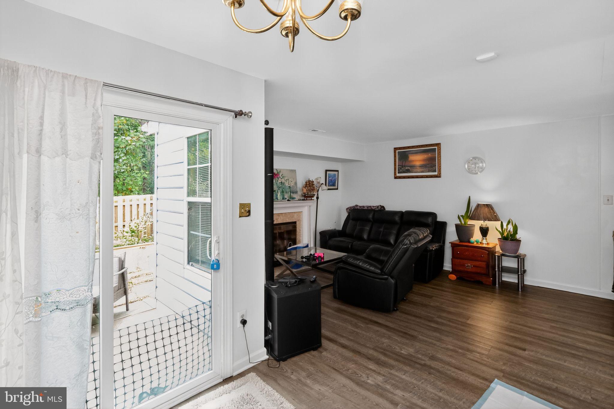 POTOMAC HILLS - Residential