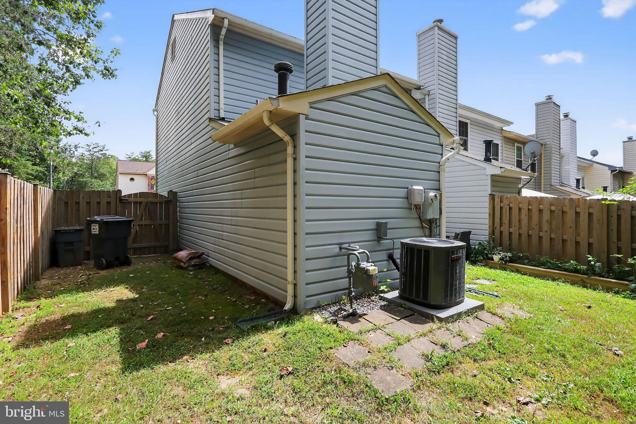 POTOMAC HILLS - Residential