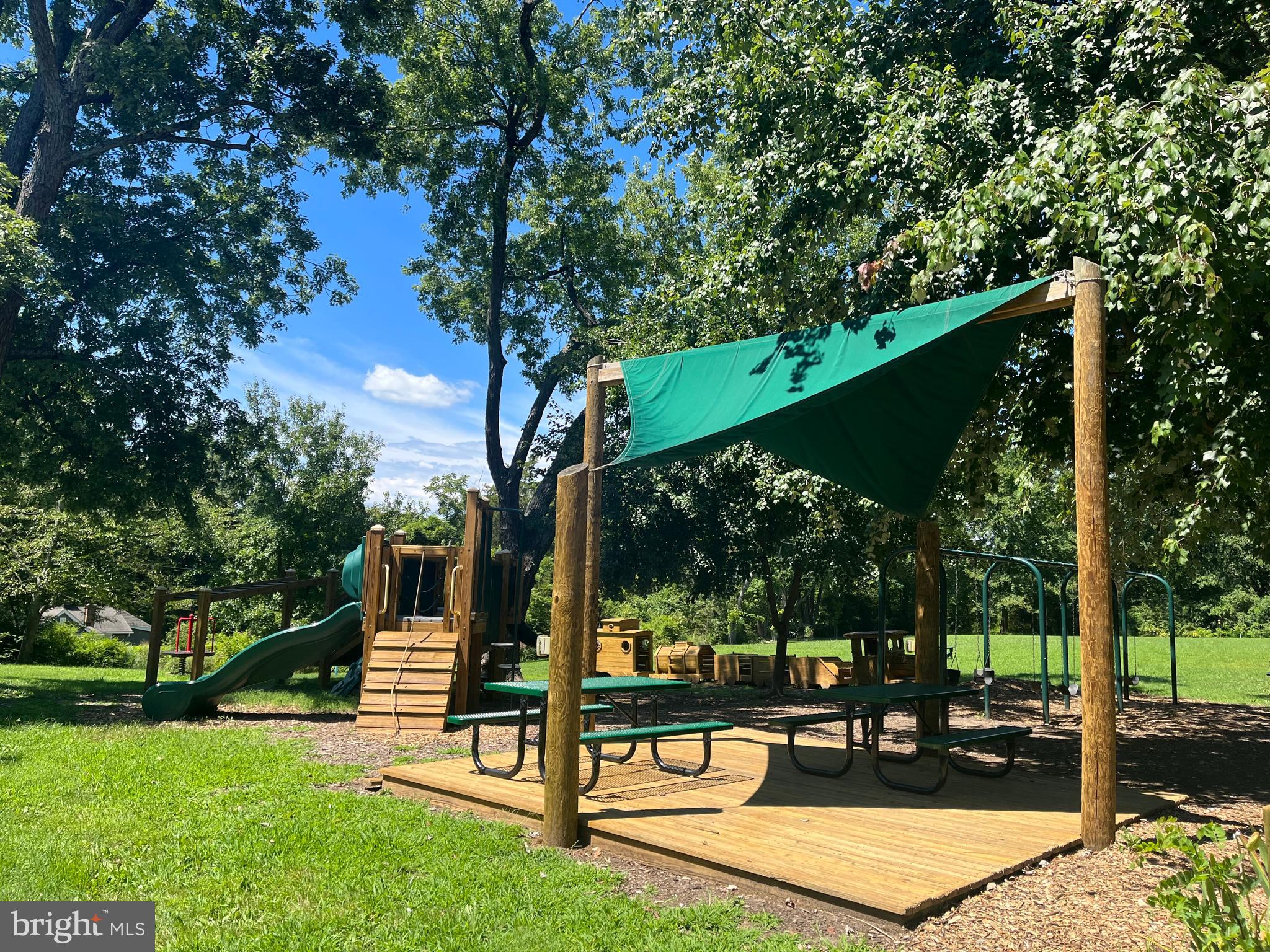 PINES ON THE SEVERN - Residential