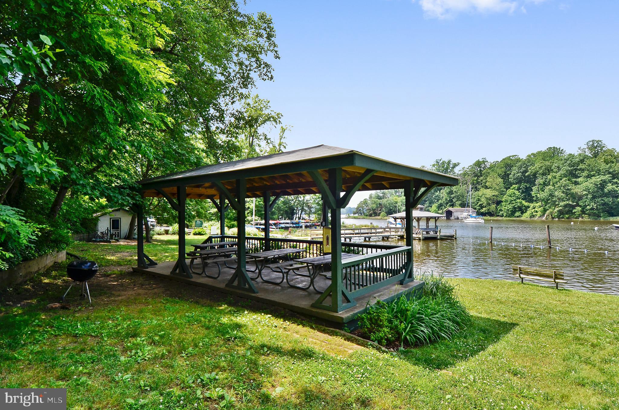 PINES ON THE SEVERN - Residential