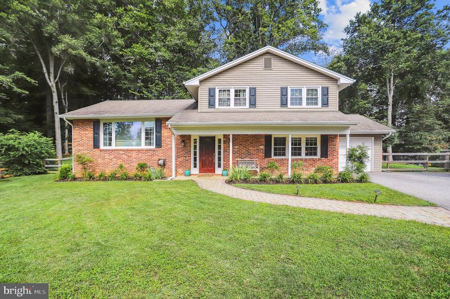 VERY MOTIVATED SELLER = Significant price correction!!Lovely contemporary colonial in the sought after, water privileged  neighborhood of Pines on the Severn! Tucked in a quiet cul-de-sac, this entertainers delight has it all- Five bedrooms on multiple levels, two living rooms, an incredible light filled sunroom, spacious , cheery kitchen with stainless steel appliances and gas stove, radiant heat flooring, French doors, architectural hearth brick fireplace-this home simply will not disappoint!  

Spacious yet cozy and inviting,  the seamless flow of the home is evident the moment you enter- so many nooks to enjoy! The walls of glass in the cheery sunroom perfectly showcase the lovely back yard, boasting a gorgeous new stone stacked patio and hardscaping,  a tiered deck and beautifully landscaped yard where nature abounds....perfect for entertaining all year round!

Enjoy the many get togethers with neighbors in the cul-de-sac or venture out to experience all the Pines has to offer- a pier, marina , sandy beach with pavilion, pool, tennis courts, playground, baseball field- all within close proximity to the B&A trail, downtown Annapolis, Rte. 50 and BWI while  remaining in the coveted Broadneck school district.. it's not too late to make it your home before fall!!!

Recent upgrades include a brand new HVAC system (2022), installation of a lower level bedroom (2022) and a stunning stacked stone patio and retaining wall (2022).