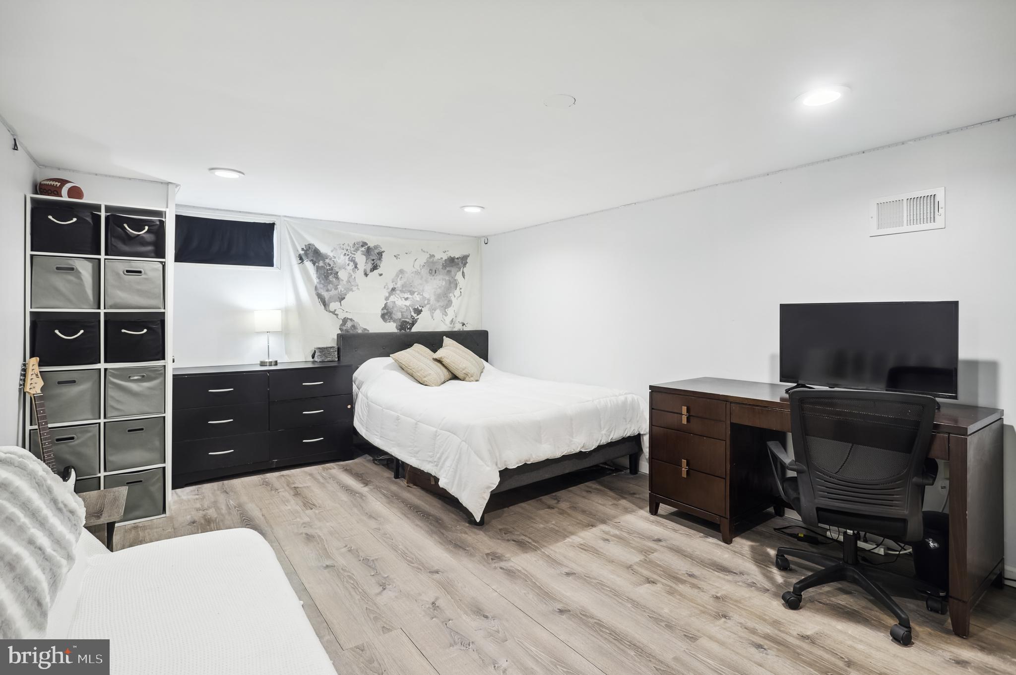 PINES ON THE SEVERN - Residential