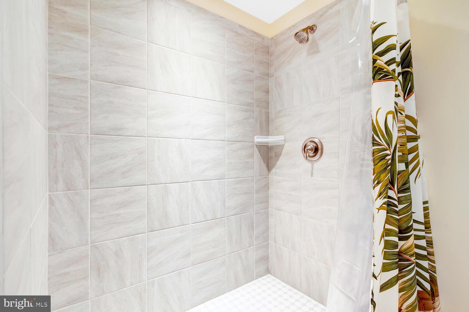 BROOKSIDE - Residential