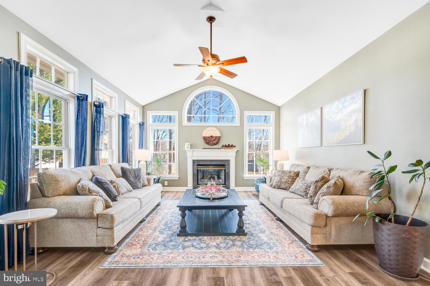 BROOKSIDE - Residential