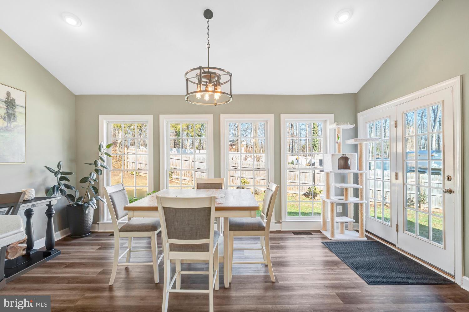 BROOKSIDE - Residential