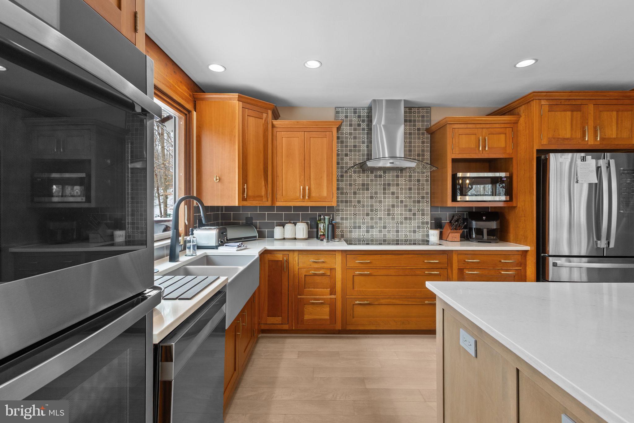 RIVERSCAPE - Residential