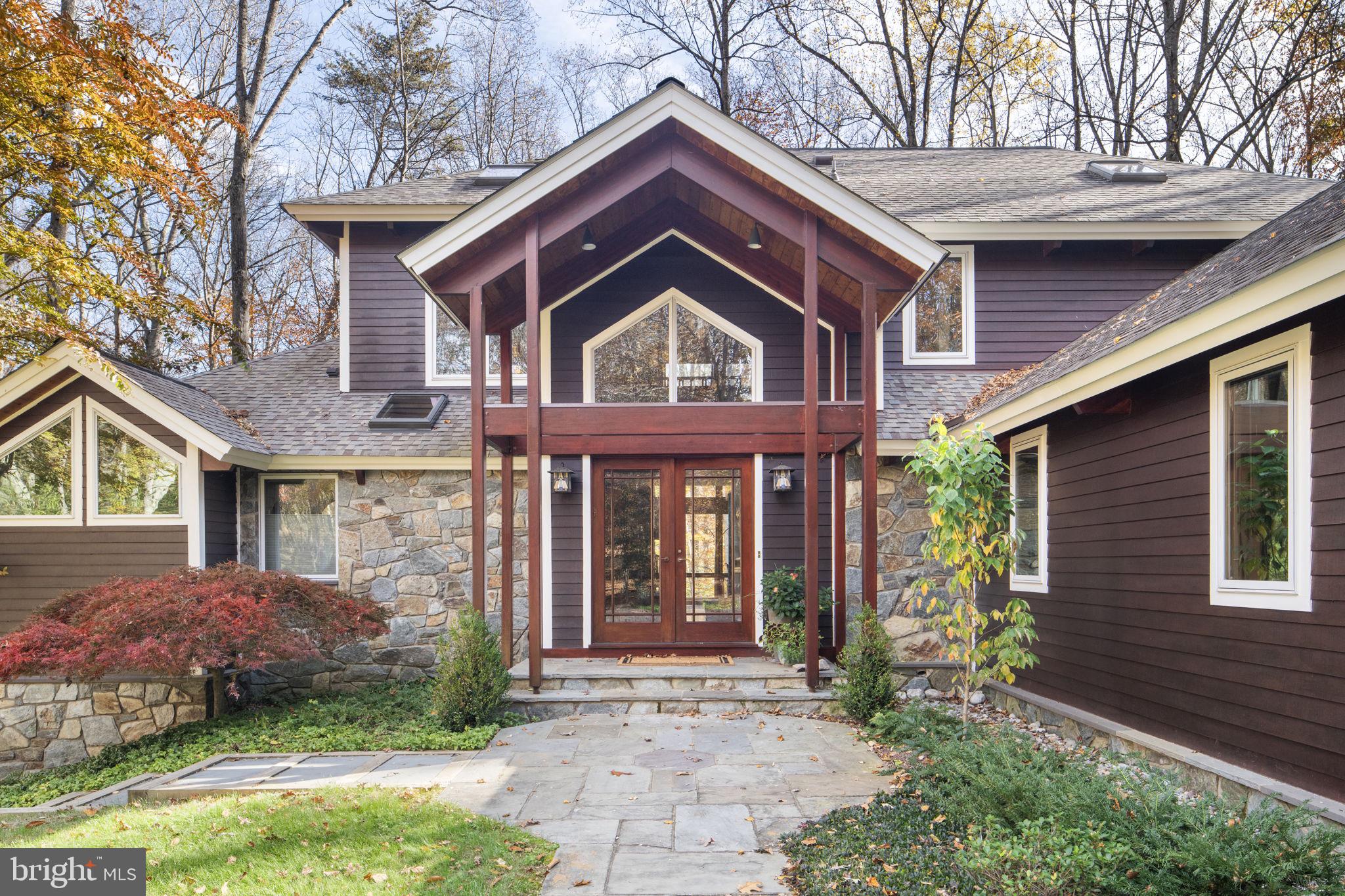 RIVERSCAPE - Residential